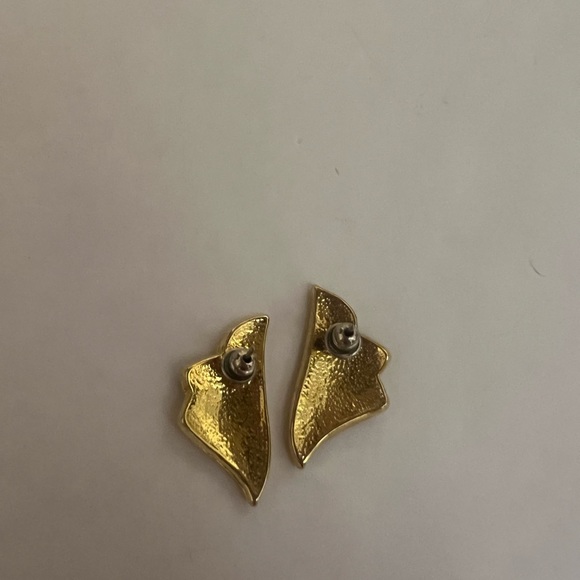 Earrings - Picture 3 of 3